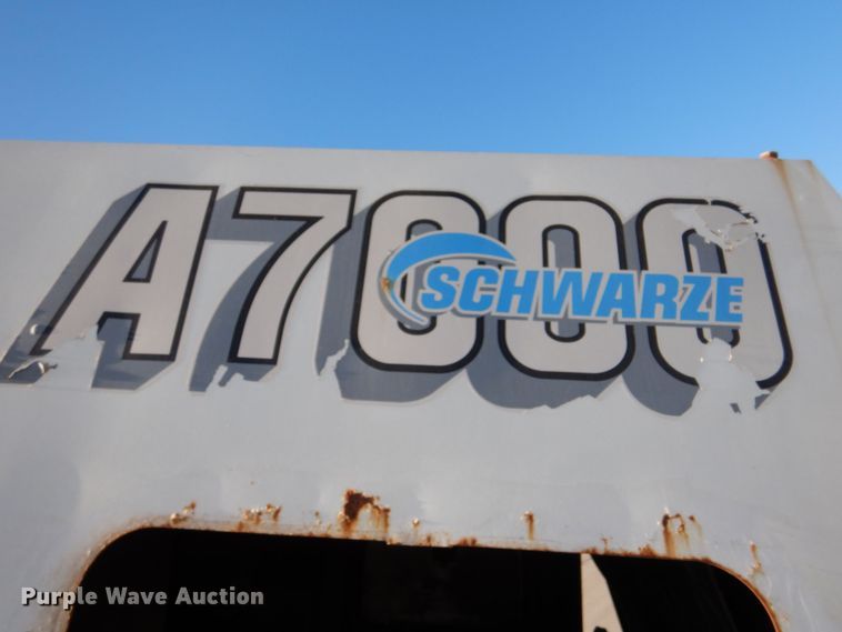 image for item MT9915 2005 Sterling SC8000  street sweeper truck