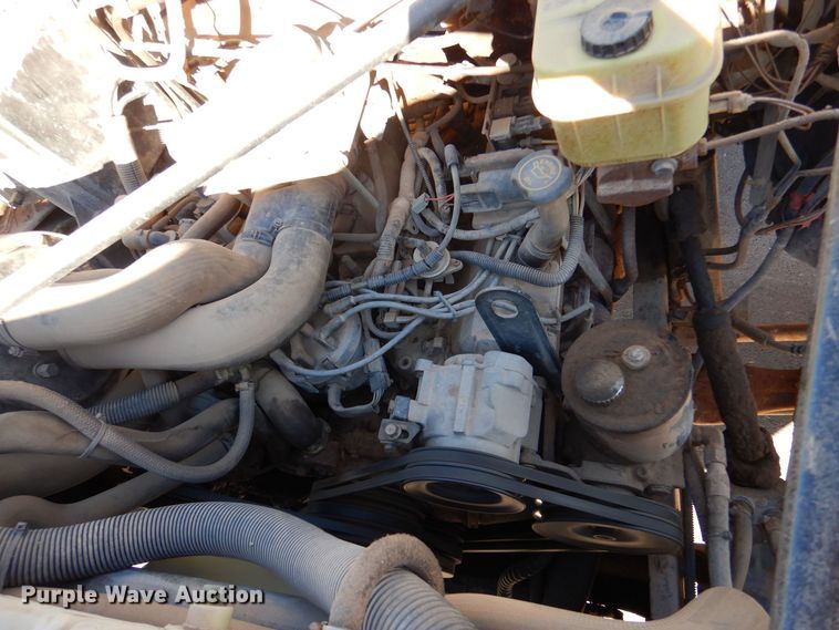 image for item MT9918 1994 Ford F700  dump truck