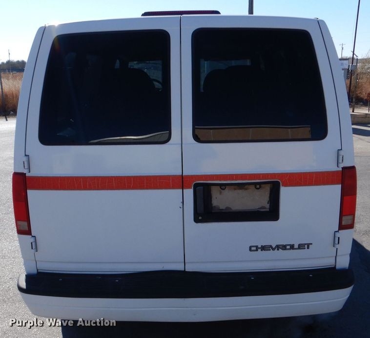 image for item MT9919 1998 Chevrolet Astro  van
