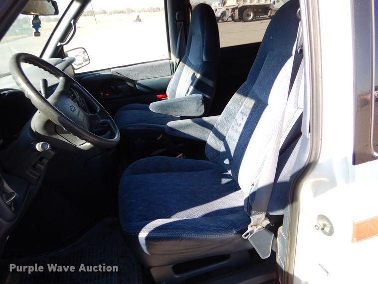 image for item MT9919 1998 Chevrolet Astro  van