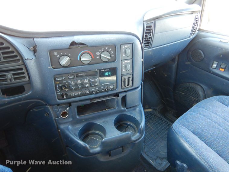 image for item MT9919 1998 Chevrolet Astro  van