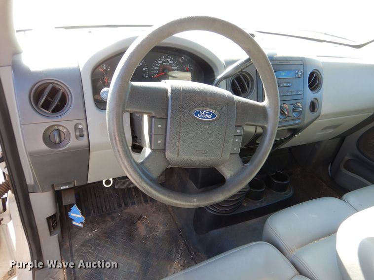 image for item MT9920 2005 Ford F150  SuperCab pickup truck