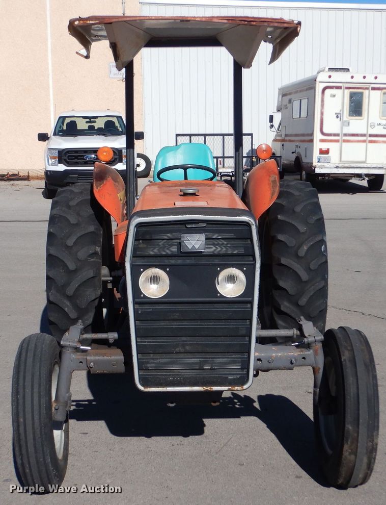 image for item MT9921 1993 Massey Ferguson 240  tractor