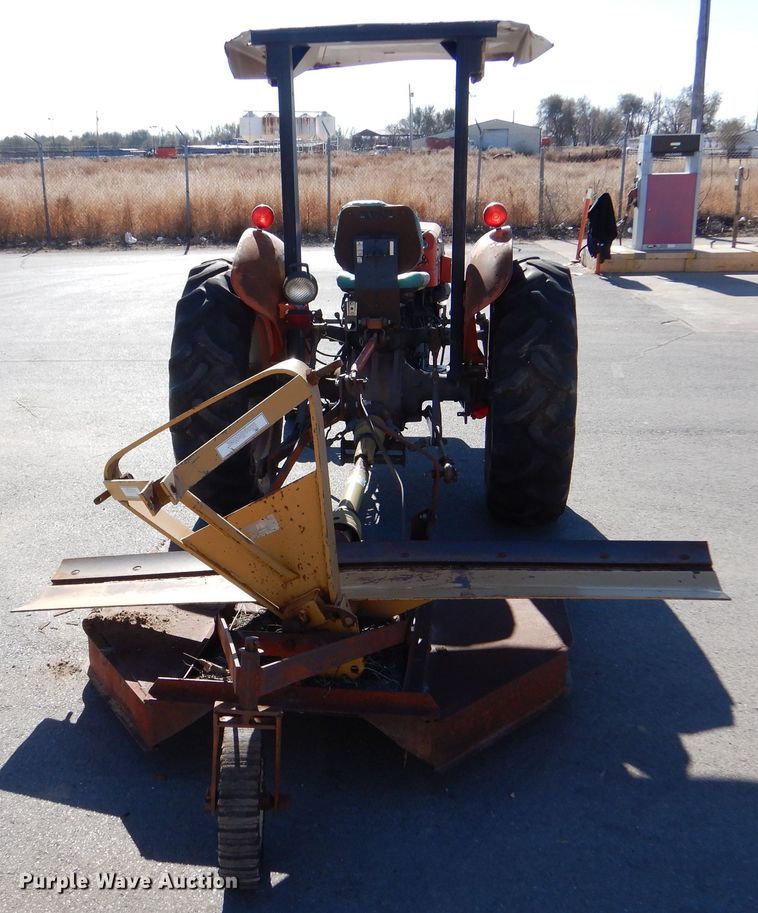 image for item MT9921 1993 Massey Ferguson 240  tractor