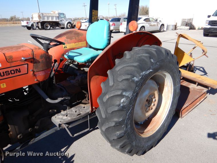 image for item MT9921 1993 Massey Ferguson 240  tractor