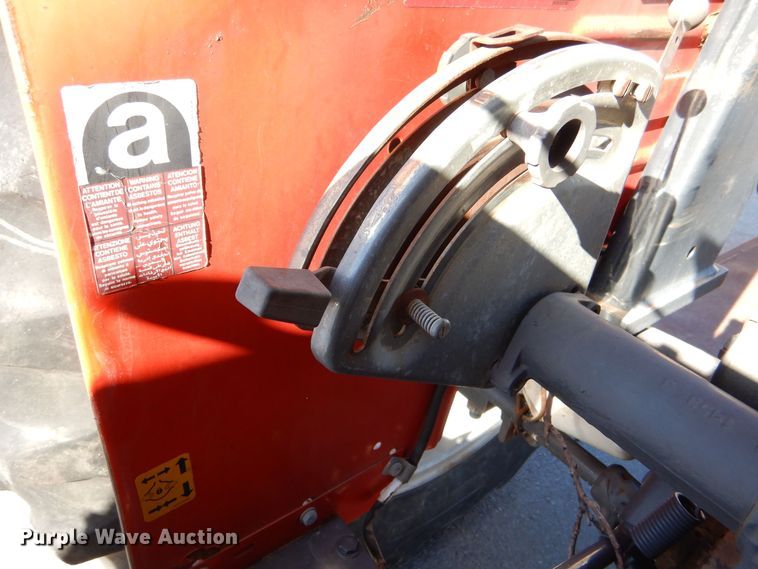 image for item MT9921 1993 Massey Ferguson 240  tractor