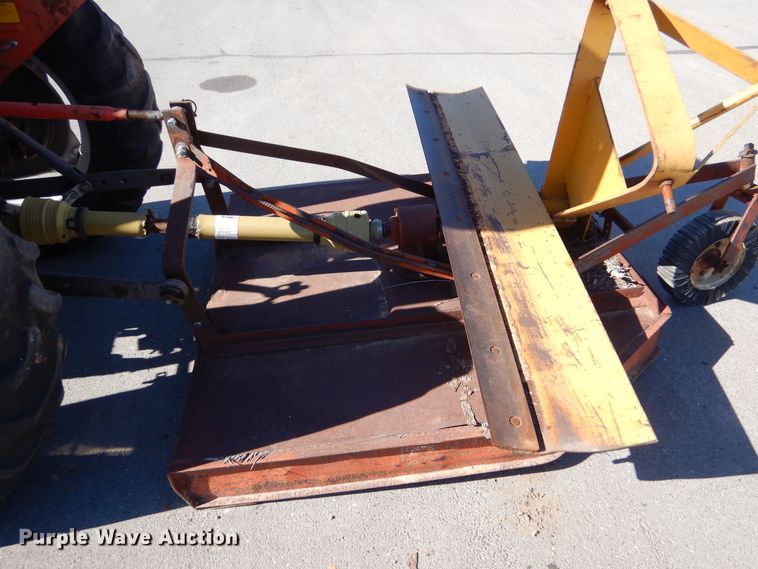 image for item MT9921 1993 Massey Ferguson 240  tractor