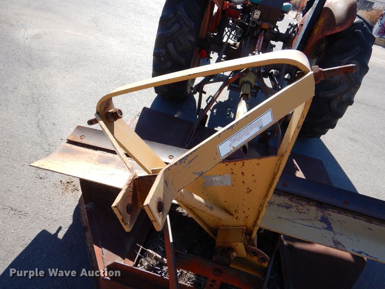 image for item MT9921 1993 Massey Ferguson 240  tractor