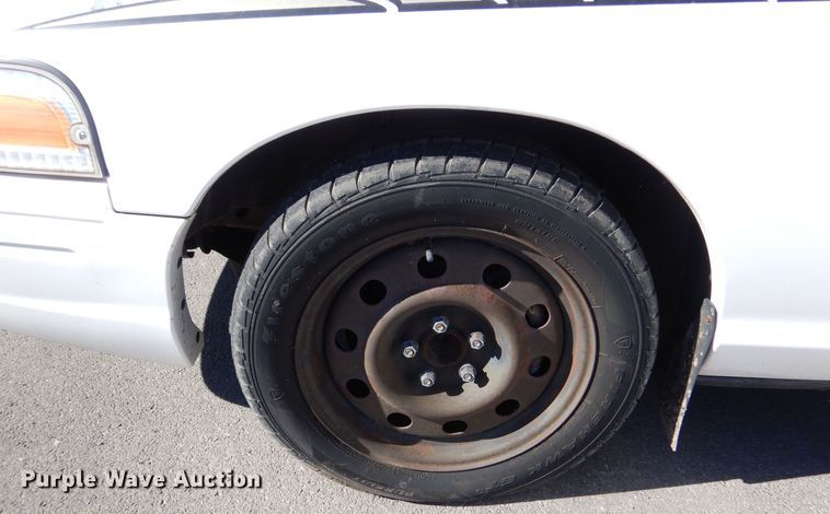 image for item MT9925 2008 Ford Crown Victoria Police Interceptor