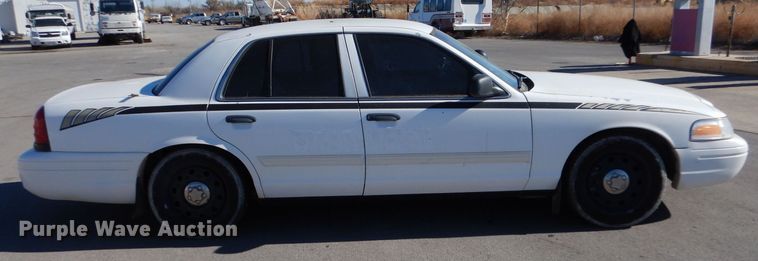 image for item MT9926 2009 Ford Crown Victoria Police Interceptor