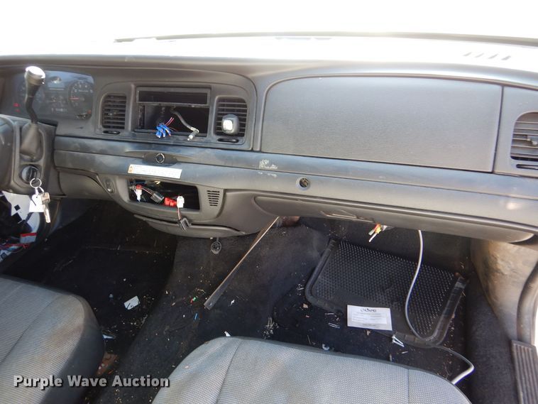 image for item MT9926 2009 Ford Crown Victoria Police Interceptor