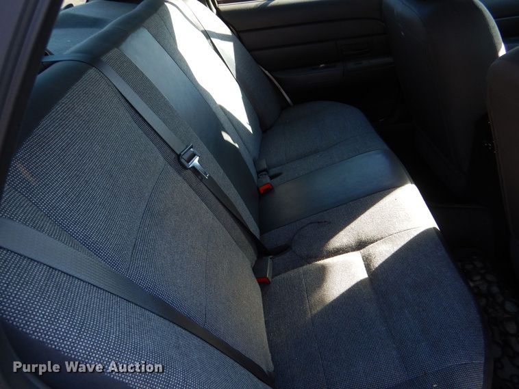 image for item MT9928 2005 Ford Crown Victoria Police Interceptor