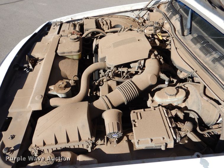 image for item MT9928 2005 Ford Crown Victoria Police Interceptor