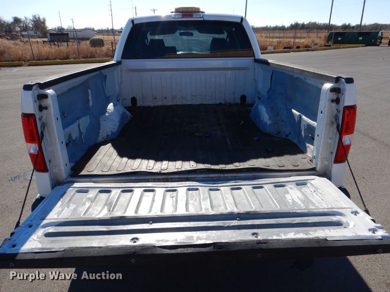 image for item MT9929 2005 Ford F150  SuperCab pickup truck