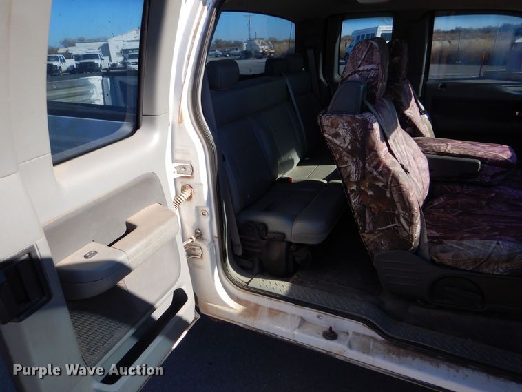 image for item MT9929 2005 Ford F150  SuperCab pickup truck