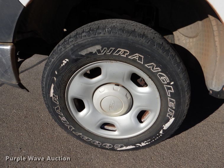 image for item MT9930 2005 Ford F150  SuperCab pickup truck