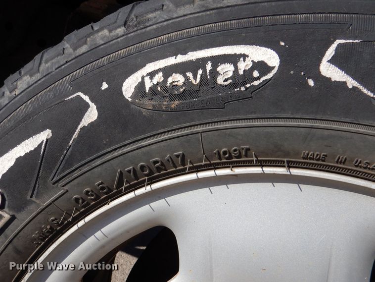 image for item MT9930 2005 Ford F150  SuperCab pickup truck