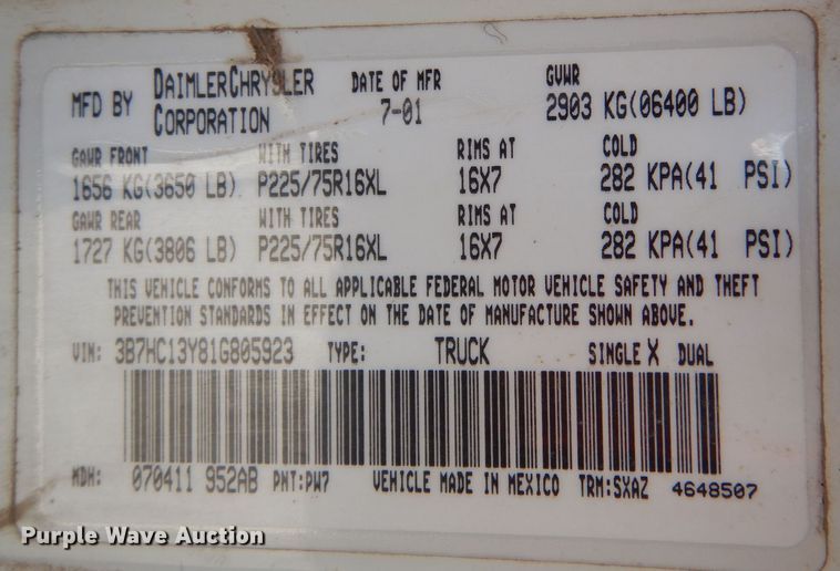 image for item MT9931 2001 Dodge Ram 1500  Quad Cab pickup truck