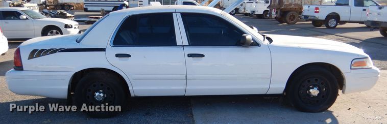 image for item MT9933 2008 Ford Crown Victoria Police Interceptor