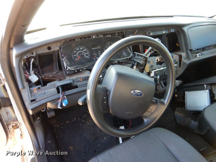 image for item MT9933 2008 Ford Crown Victoria Police Interceptor