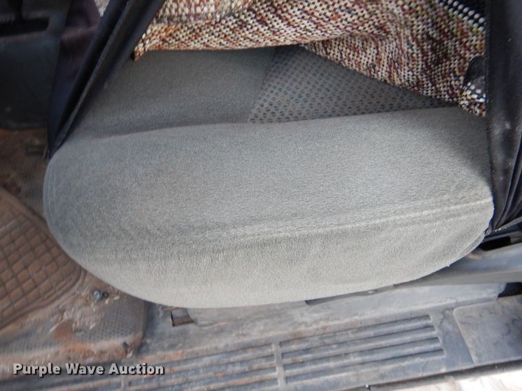 image for item MT9934 2004 Chevrolet Silverado 1500  pickup truck