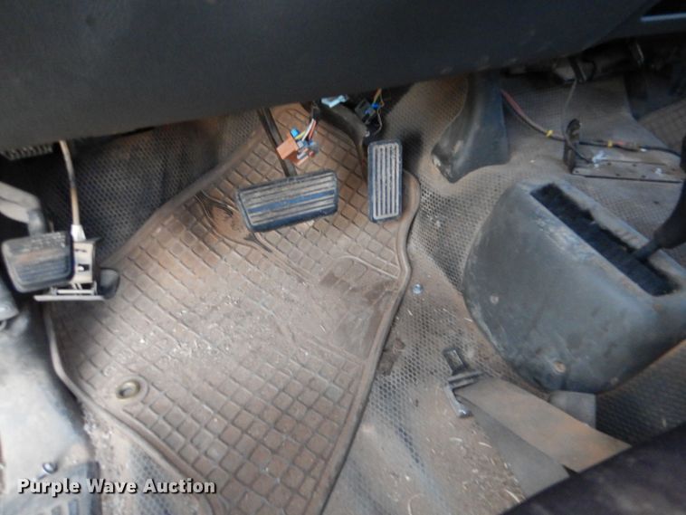 image for item MT9934 2004 Chevrolet Silverado 1500  pickup truck