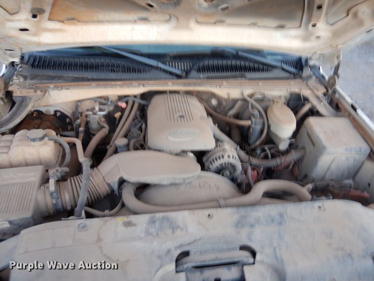 image for item MT9934 2004 Chevrolet Silverado 1500  pickup truck