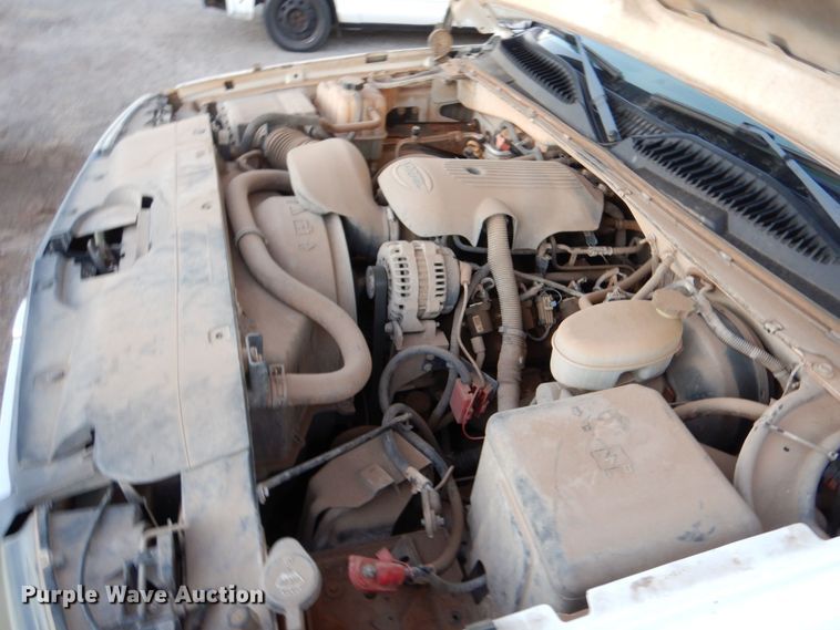 image for item MT9934 2004 Chevrolet Silverado 1500  pickup truck