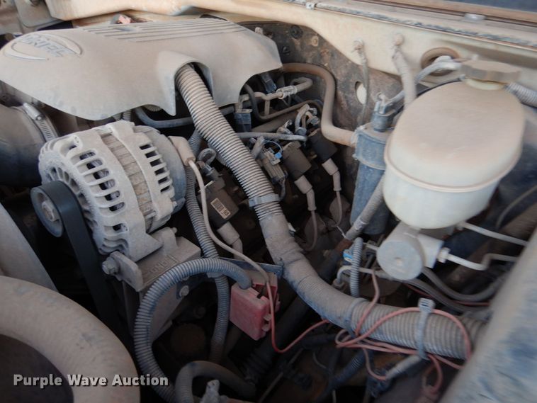 image for item MT9934 2004 Chevrolet Silverado 1500  pickup truck