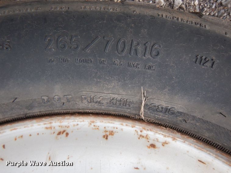 image for item MT9934 2004 Chevrolet Silverado 1500  pickup truck