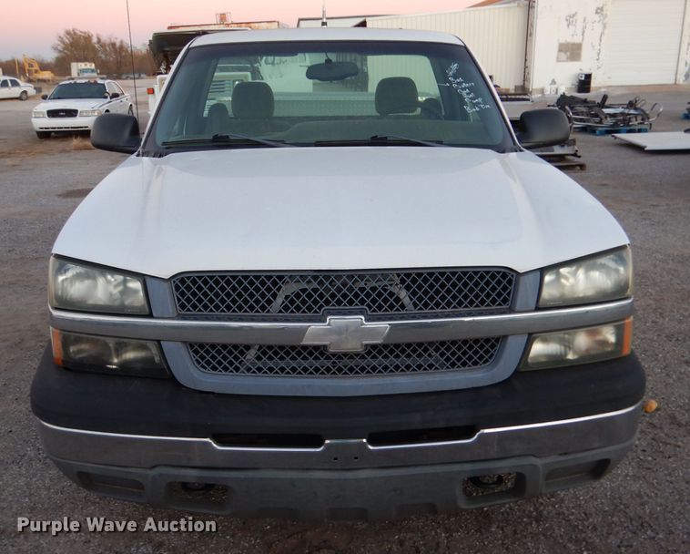 image for item MT9935 2003 Chevrolet Silverado 1500  pickup truck