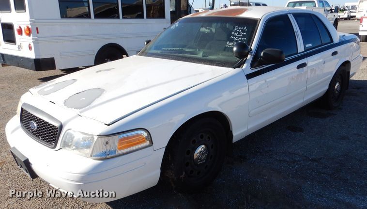 image for item MT9936 2008 Ford Crown Victoria Police Interceptor