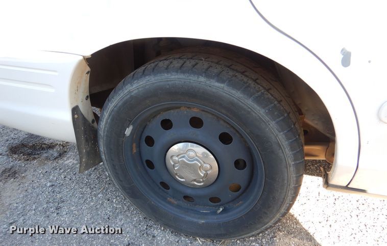 image for item MT9936 2008 Ford Crown Victoria Police Interceptor