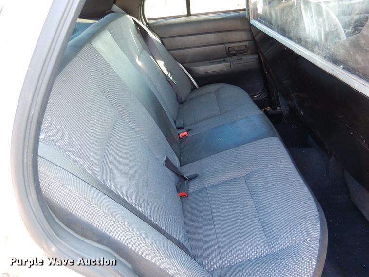image for item MT9937 2007 Ford Crown Victoria Police Interceptor