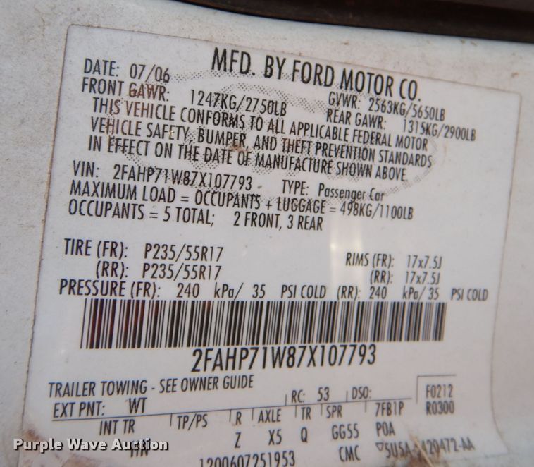 image for item MT9937 2007 Ford Crown Victoria Police Interceptor