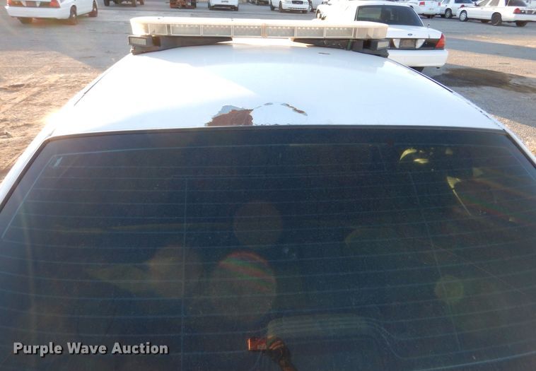 image for item MT9938 2003 Ford Crown Victoria Police Interceptor