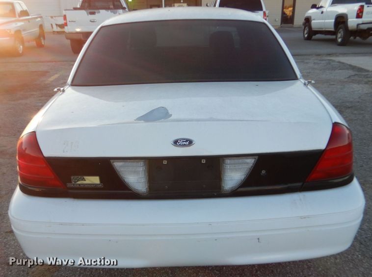 image for item MT9939 2009 Ford Crown Victoria Police Interceptor