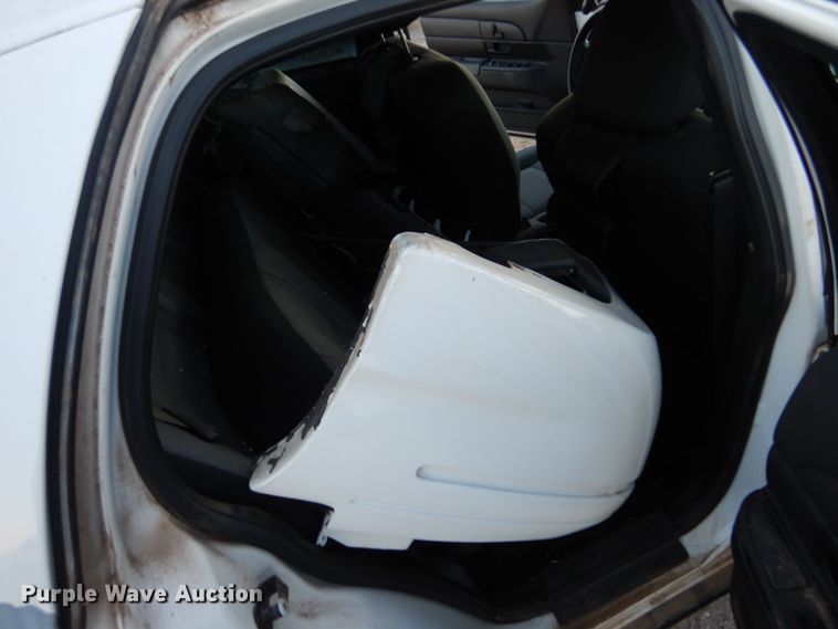 image for item MT9939 2009 Ford Crown Victoria Police Interceptor