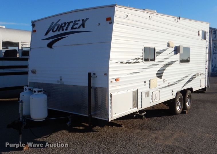 image for item MT9941 2006 Vortex 217W  camper