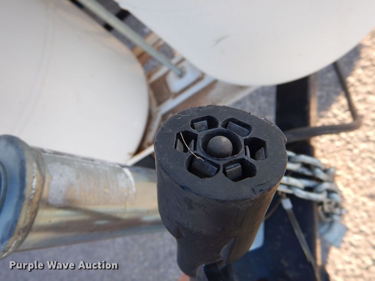 image for item MT9941 2006 Vortex 217W  camper