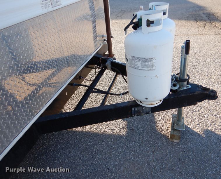 image for item MT9941 2006 Vortex 217W  camper