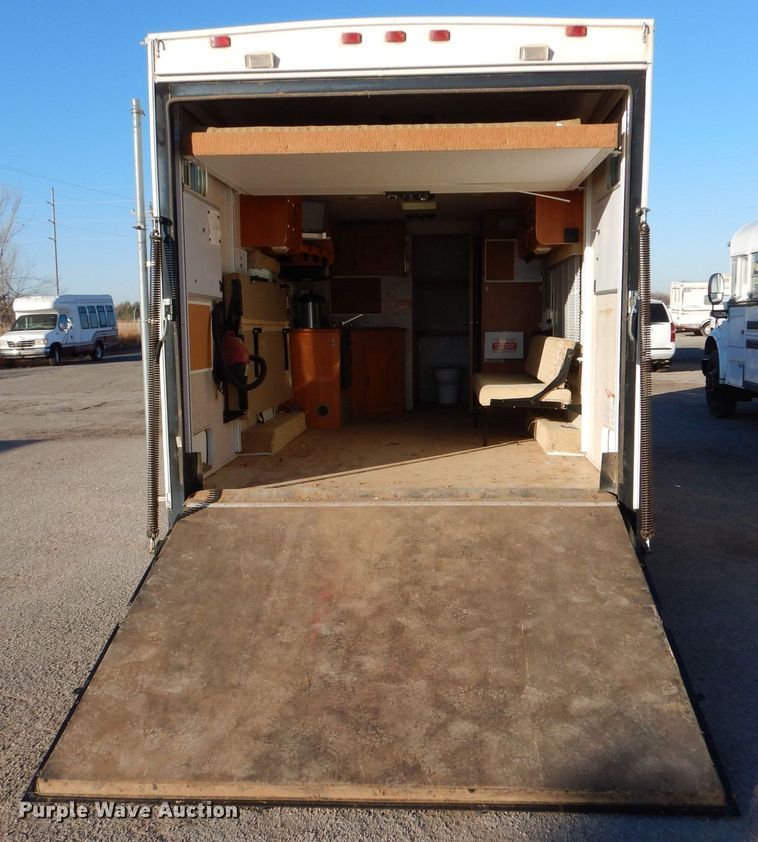 image for item MT9941 2006 Vortex 217W  camper