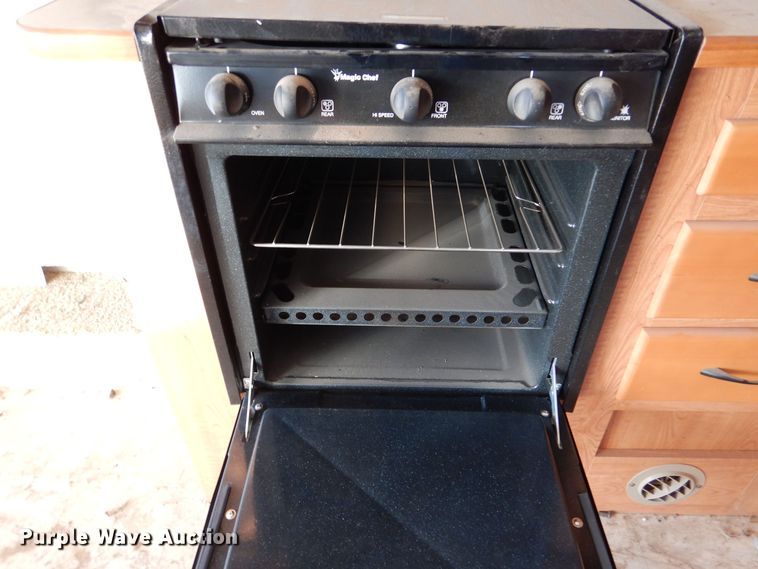 image for item MT9941 2006 Vortex 217W  camper