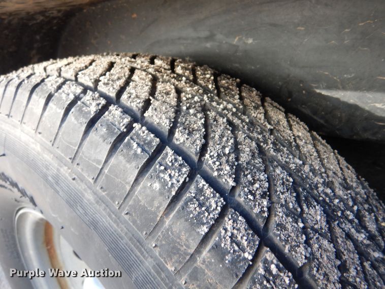 image for item MT9941 2006 Vortex 217W  camper