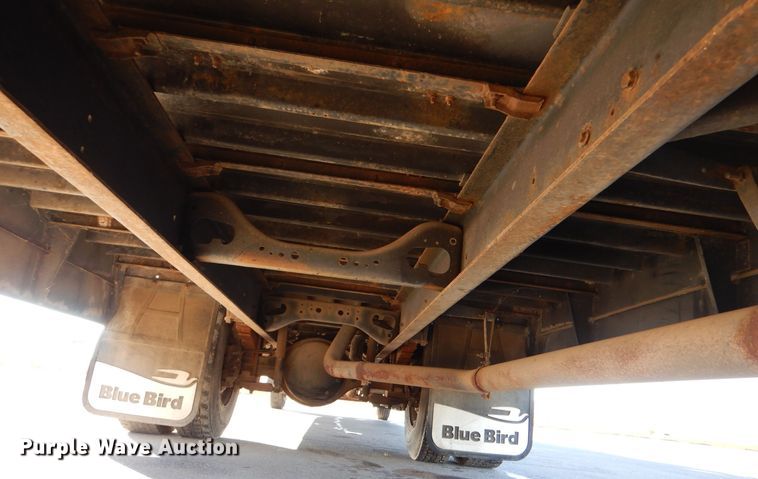 image for item MT9942 2003 International 3800  school bus