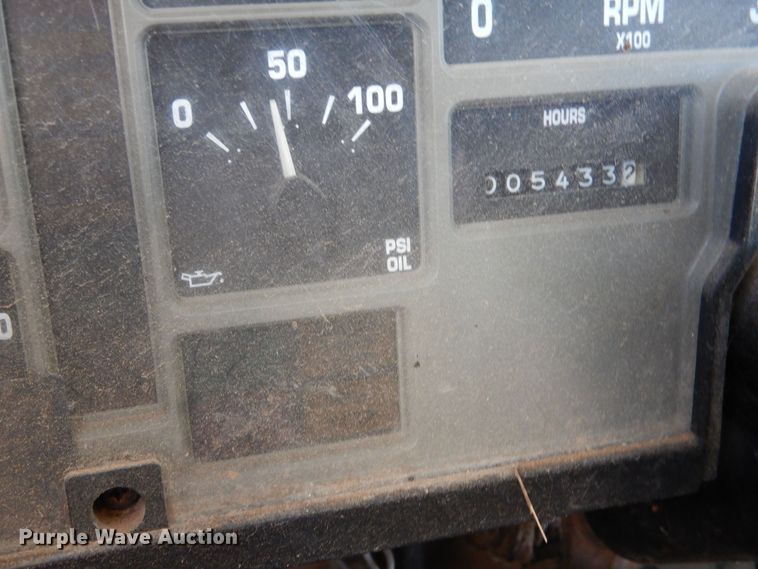 image for item MT9942 2003 International 3800  school bus