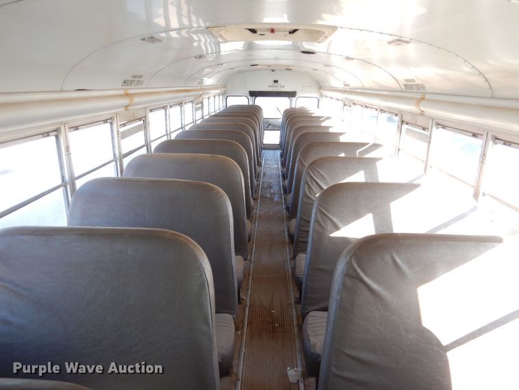 image for item MT9942 2003 International 3800  school bus