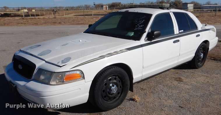 image for item MT9946 2008 Ford Crown Victoria Police Interceptor