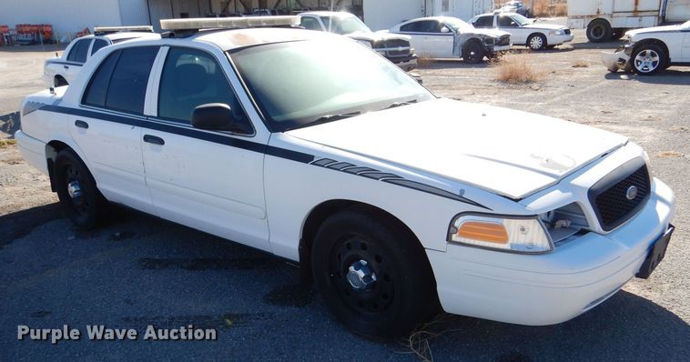 image for item MT9946 2008 Ford Crown Victoria Police Interceptor