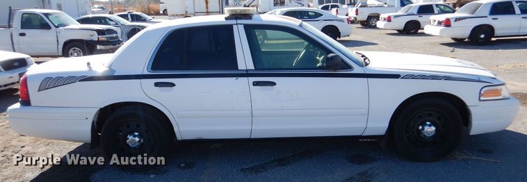 image for item MT9946 2008 Ford Crown Victoria Police Interceptor